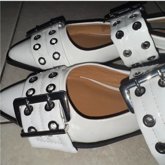 Steve Madden Graya White Patent - Picture 2 of 2